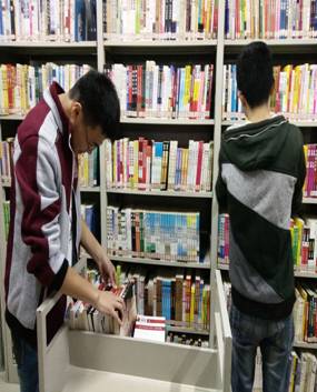 圖書館又一批勤工儉學圖書管理員上崗