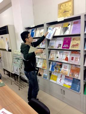 圖書館又一批勤工儉學圖書管理員上崗