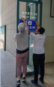 為做好各項(xiàng)活動順利進(jìn)行，后勤管理處工作人員積極做好服務(wù)保障工作